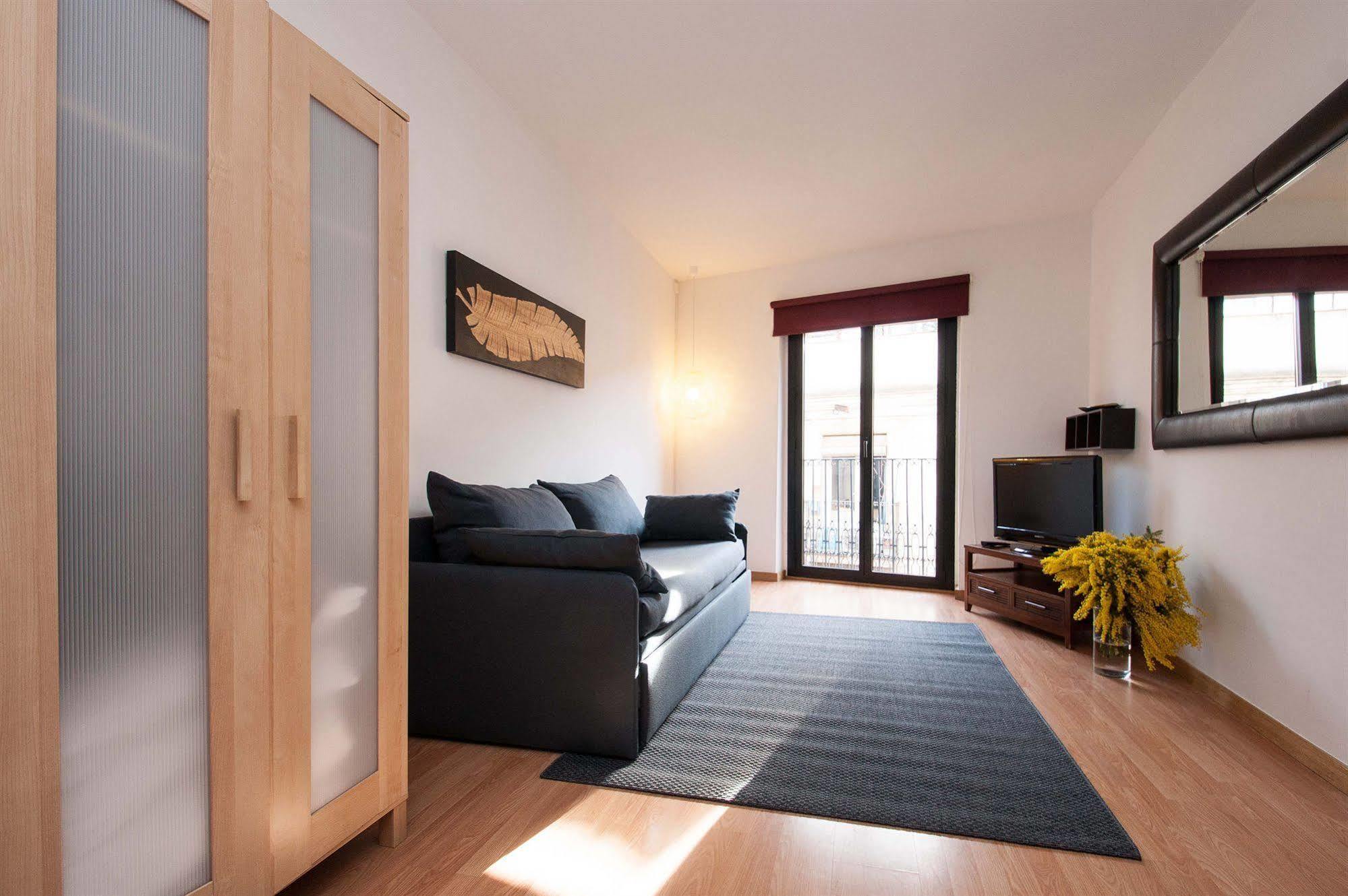 Short Stay Group Liceu Serviced Apartments Barcelone Extérieur photo