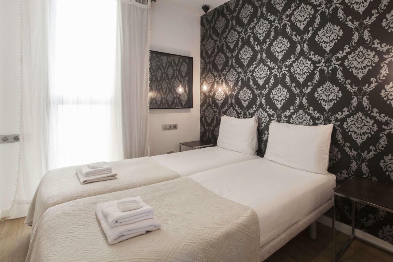Short Stay Group Liceu Serviced Apartments Barcelone Extérieur photo